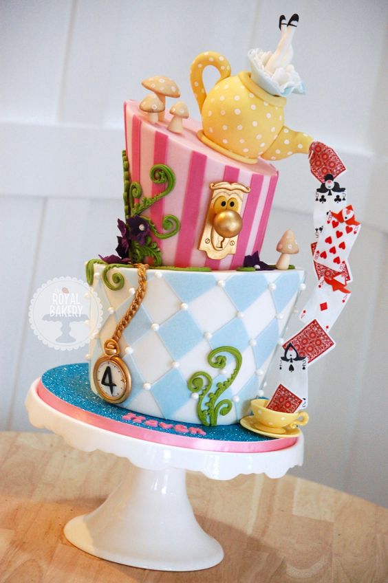 Alice in Wonderland cakes AliceinWonderland