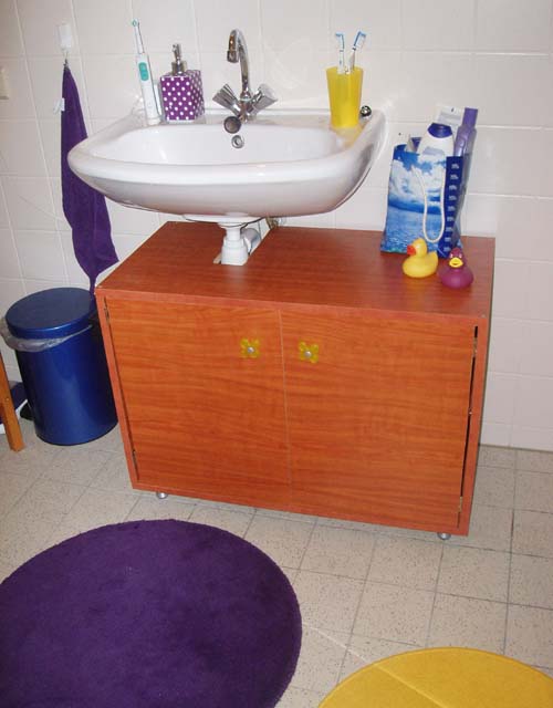 badkamerkastje klaar!