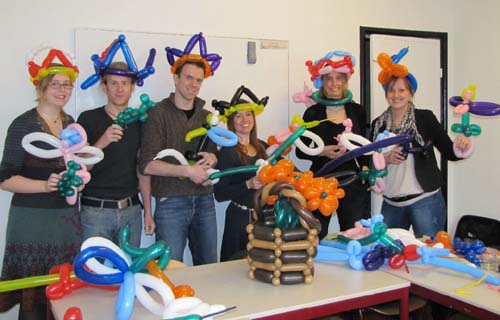 (zucht... ik vorm ook altijd een deuk in de groep... :-X )