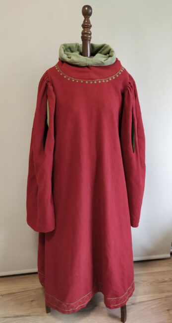 Embroidered gardecorpse