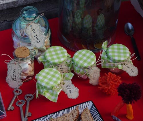 Alice In Wonderland Mad Tea Party Birthday Party Ideas, Photo 3 of 8