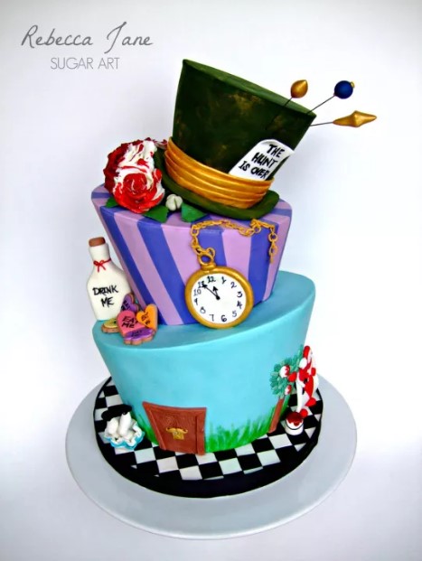 https://www.alice-in-wonderland.net/wp-content/uploads/hat-cake.jpg