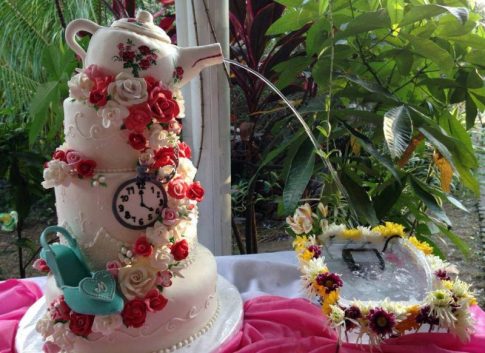 found on http://offbeatbride.com/philippines-wonderland-wedding/